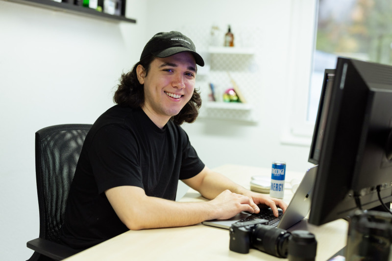 Bryan Gomez, Content Creator