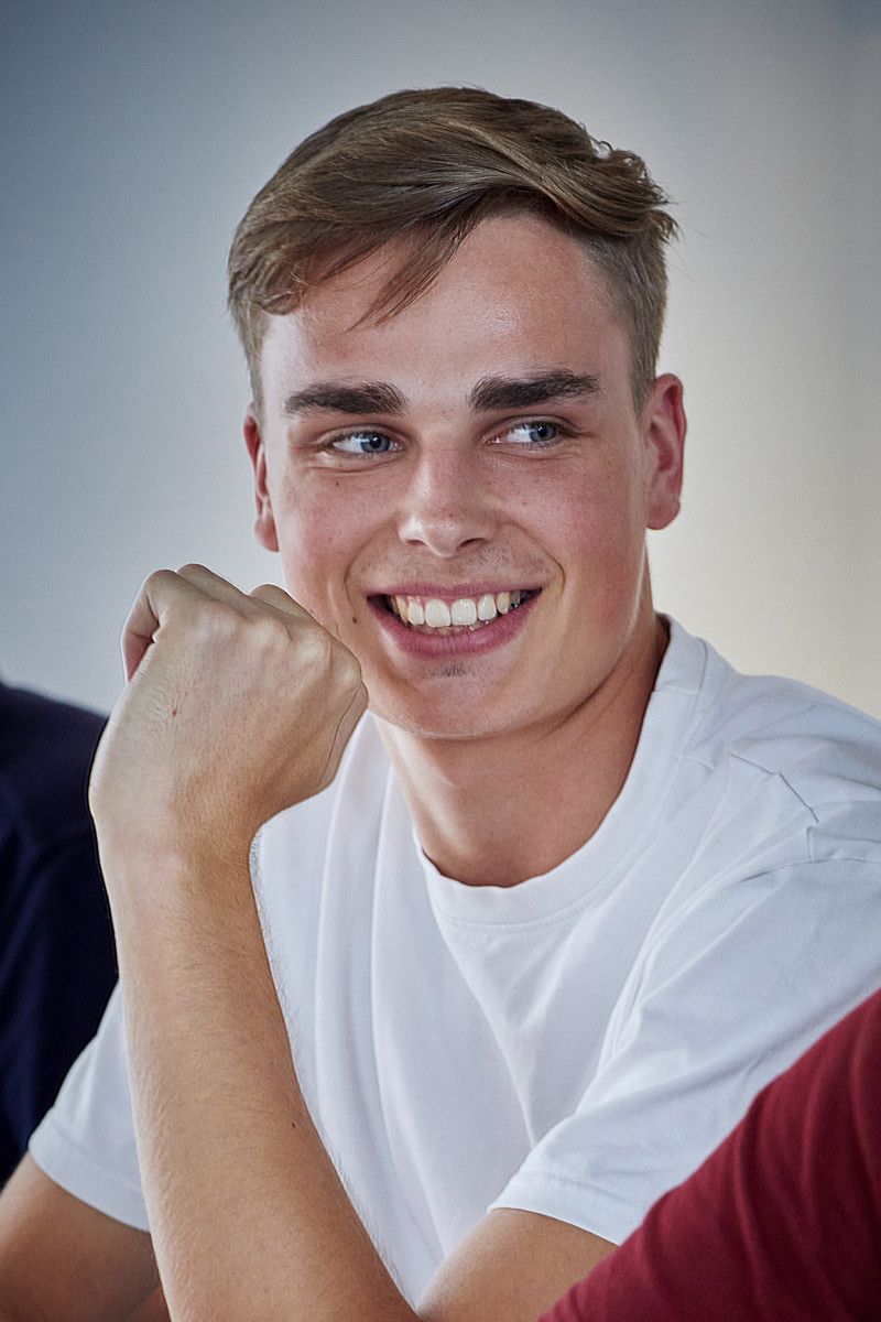 Noah Krügel, Auszubildender Kaufmann