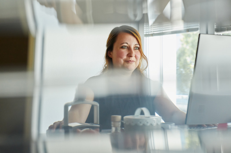 Nina Röösli, Mitarbeitende Administration